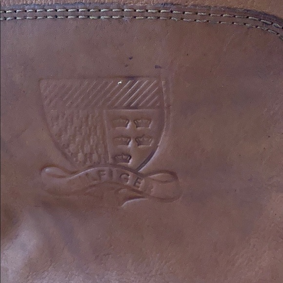 Brand new NWOT Tommy Hilfger boots - Picture 2 of 3